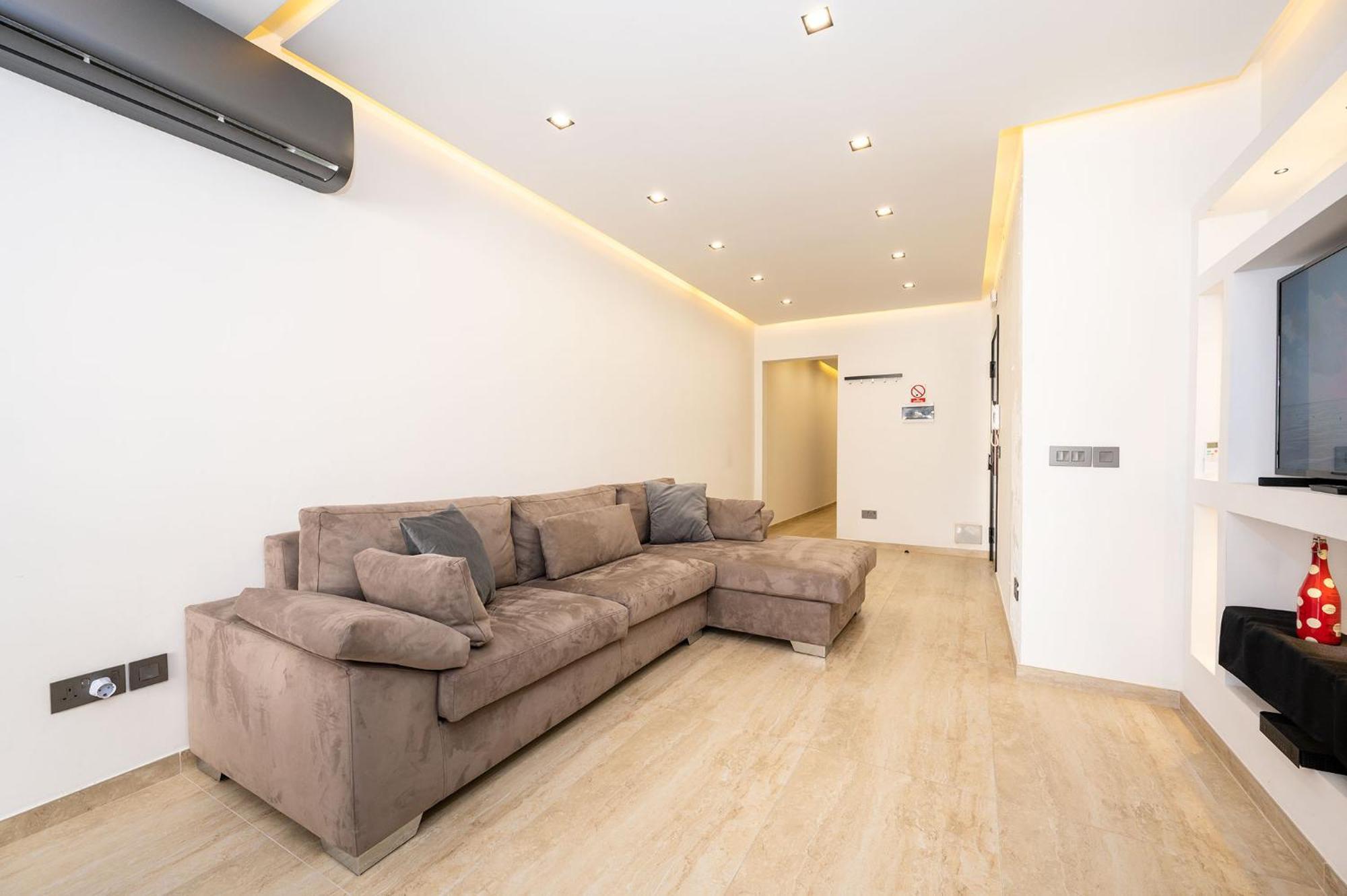 Modern 2 Bedroomed Apartment In Gzira Εξωτερικό φωτογραφία