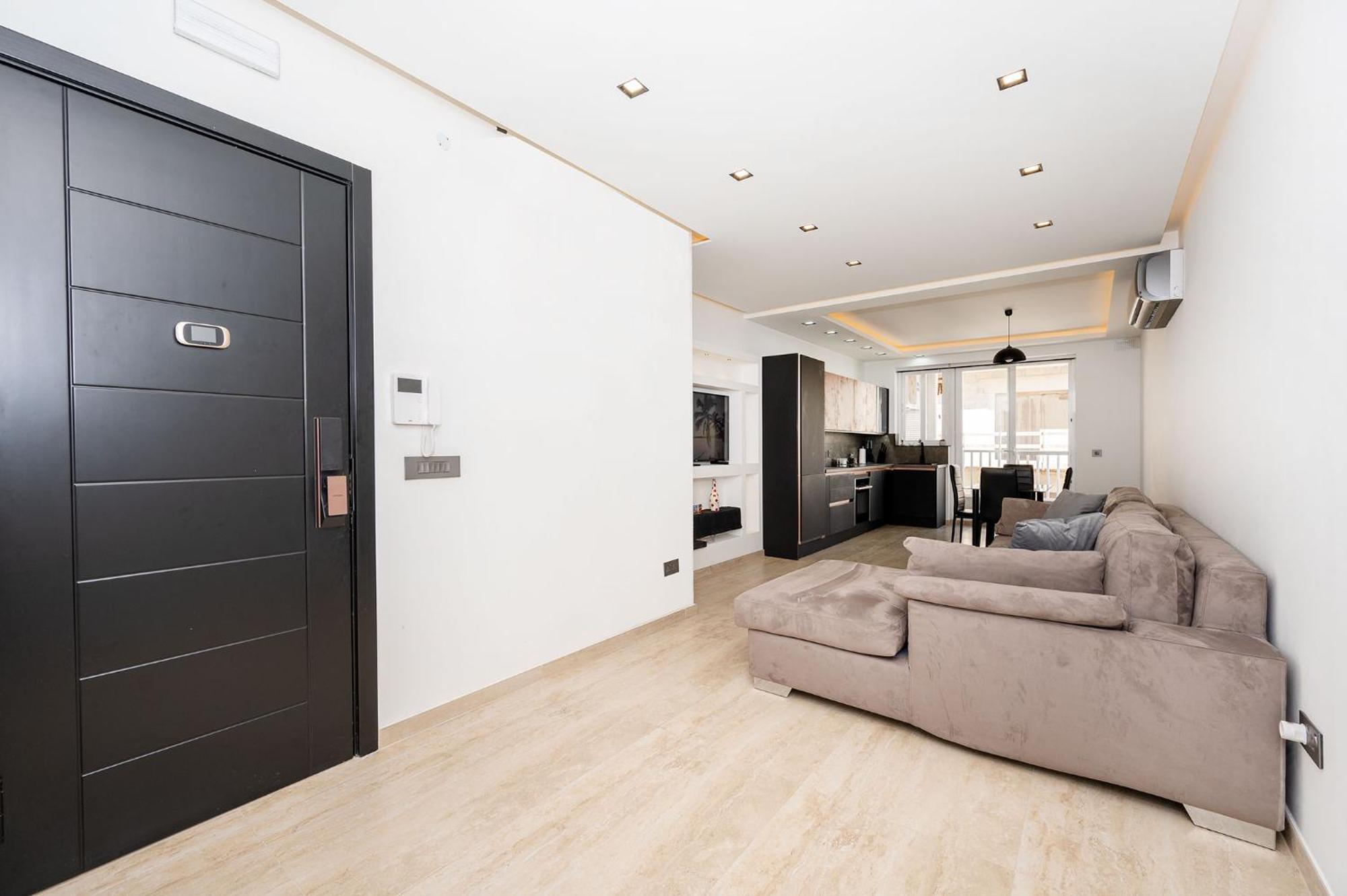 Modern 2 Bedroomed Apartment In Gzira Εξωτερικό φωτογραφία