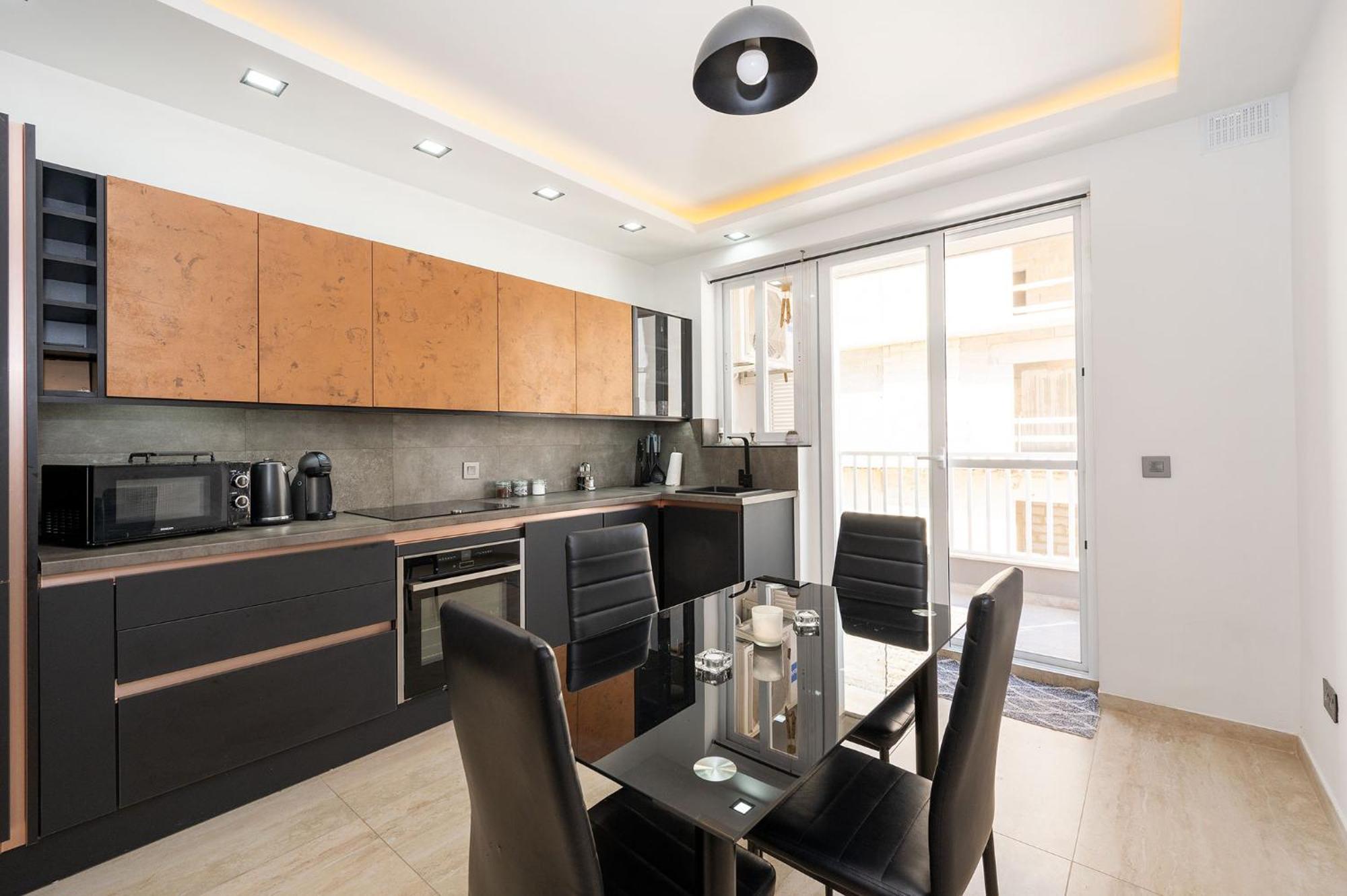 Modern 2 Bedroomed Apartment In Gzira Εξωτερικό φωτογραφία