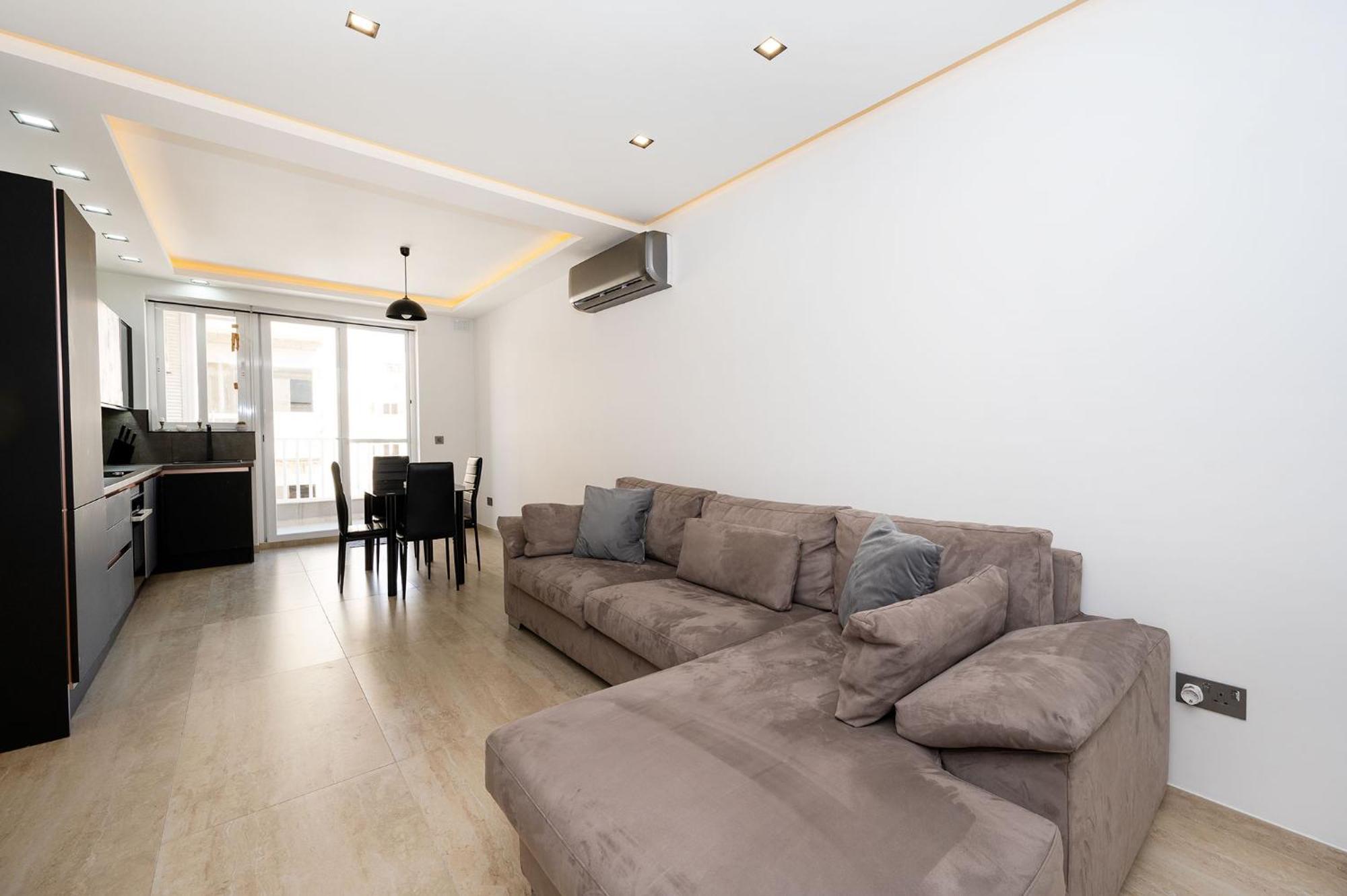 Modern 2 Bedroomed Apartment In Gzira Εξωτερικό φωτογραφία